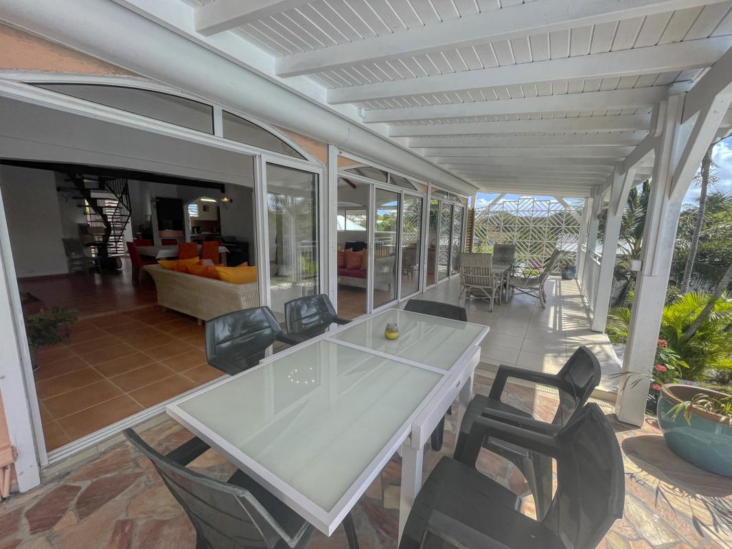9.Location villa piscine sainte anne guadeloupe_Terrasse